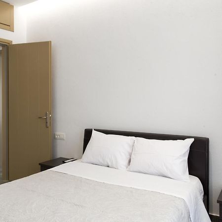 Maistros Apartments Mykonos Ftelia  Eksteriør billede